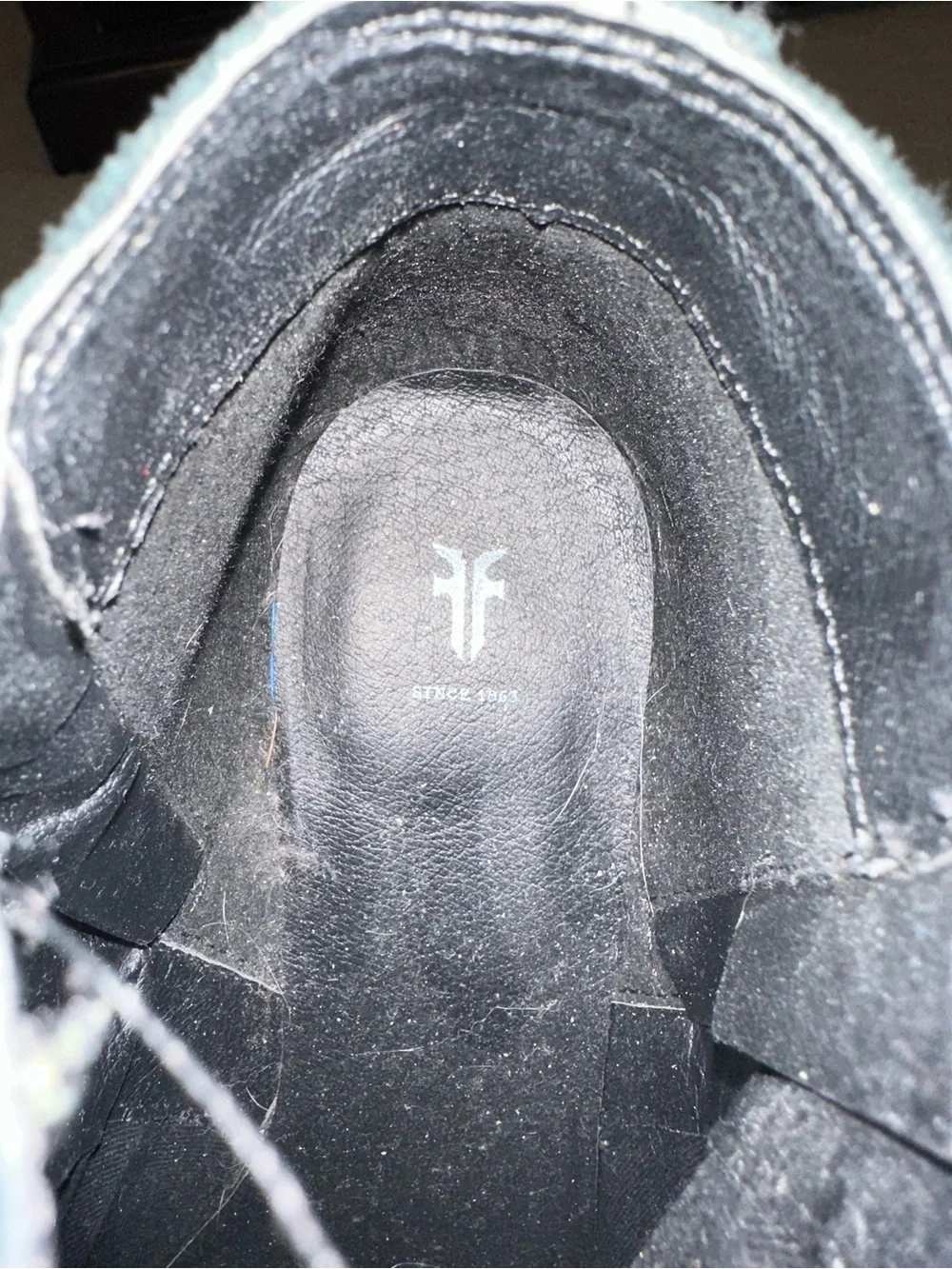 Frye classic black